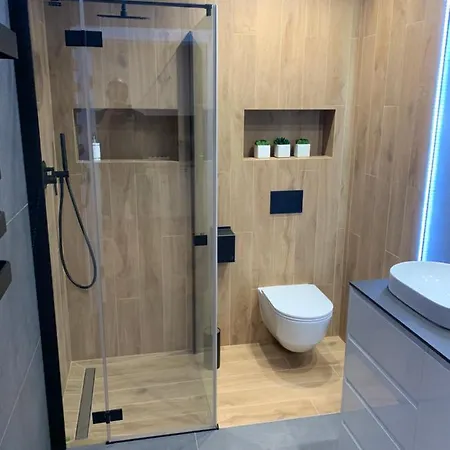 15 By Piano 아파트 *