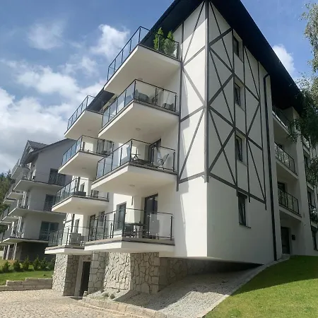 15 By Piano 아파트 *