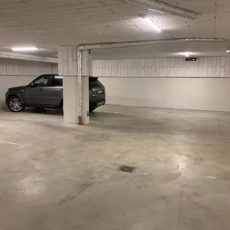 Apartment 15 By Piano *