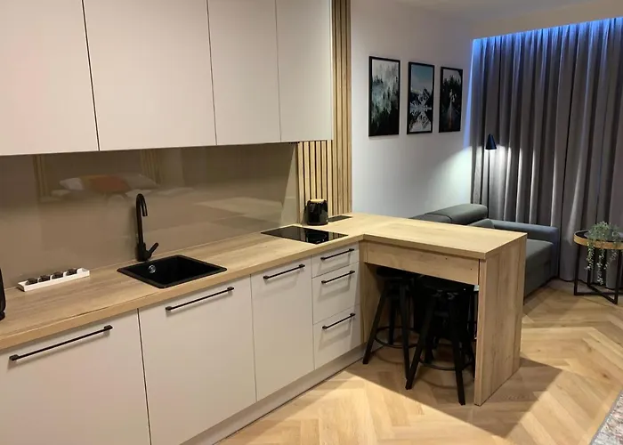 15 By Piano Apartment