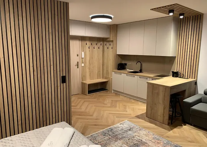 15 By Piano Apartmán