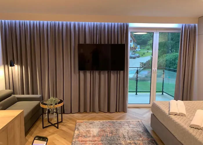 15 By Piano Apartmán *